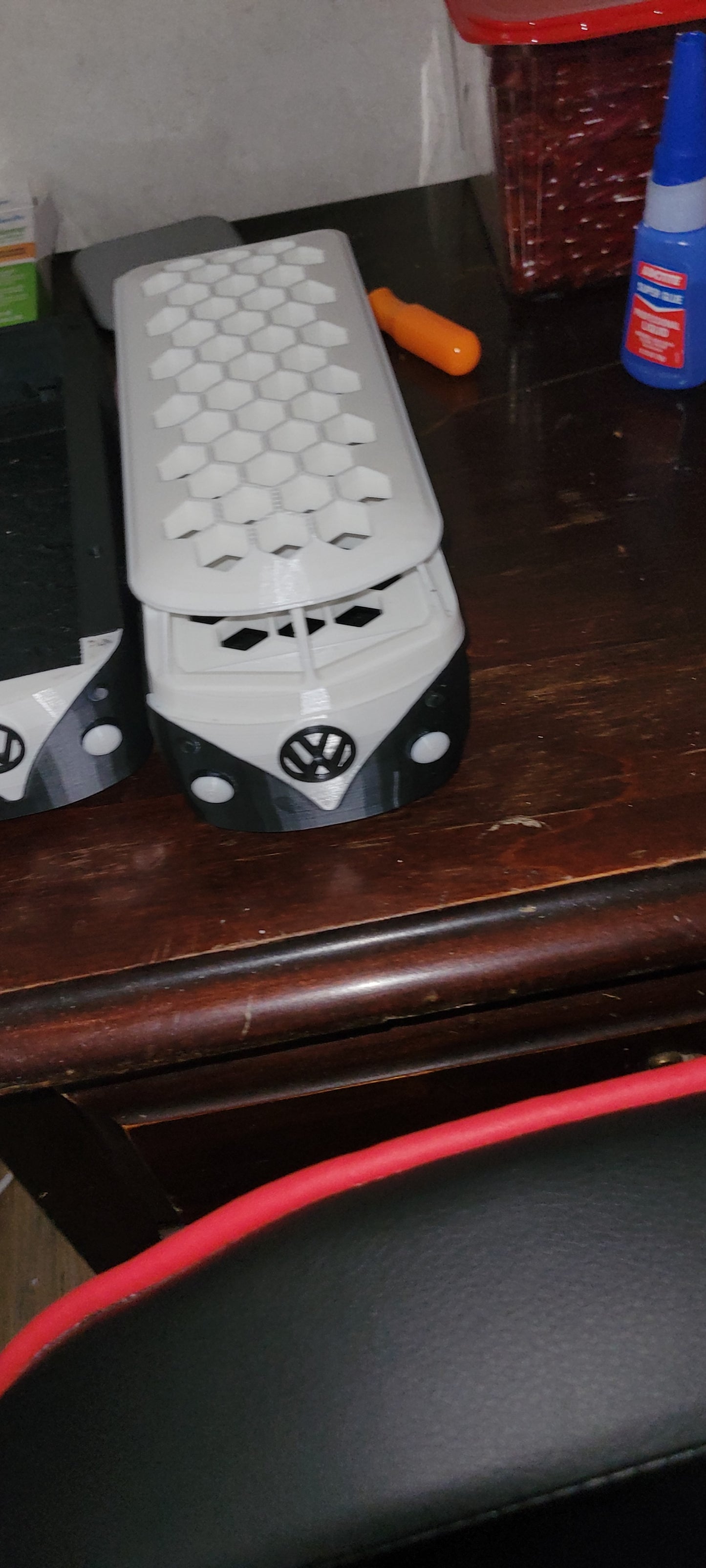 3d bus pen holder