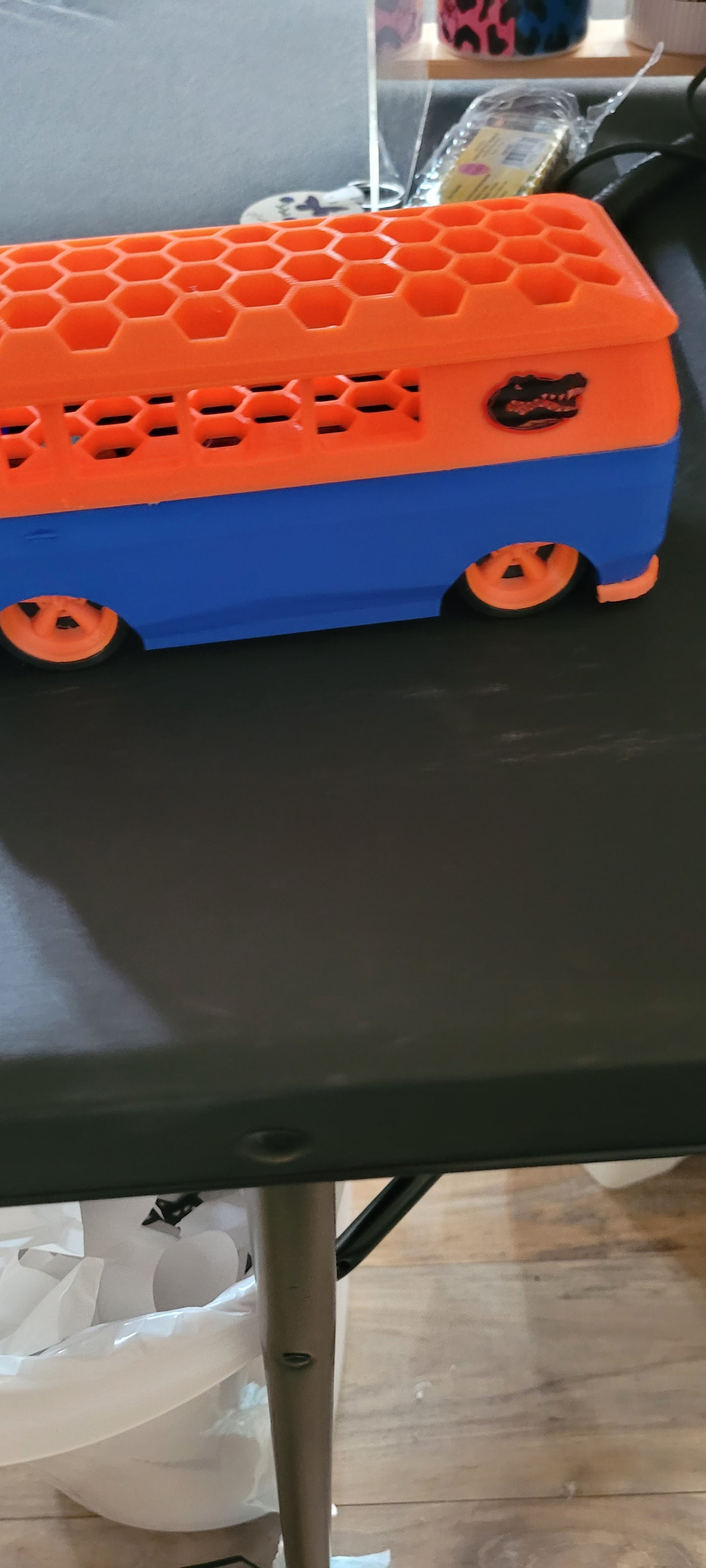 3d bus pen holder