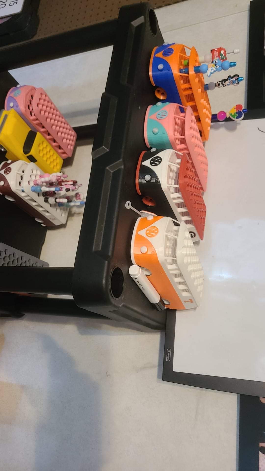 3d bus pen holder